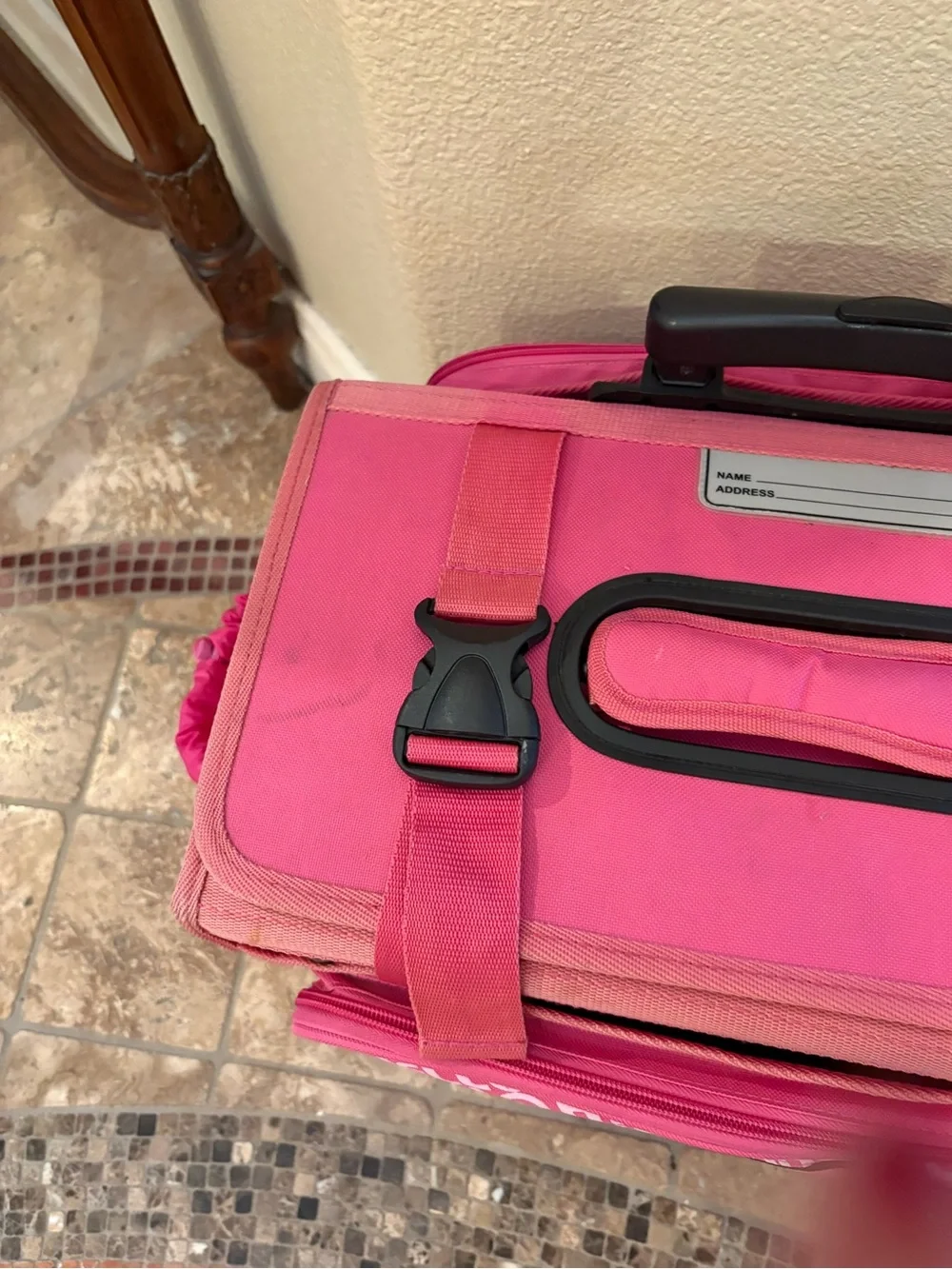 Sanrio Hello Kitty Pink Rolling Suitcase/Luggage Vintage Retro 15”x18”9-1/2”